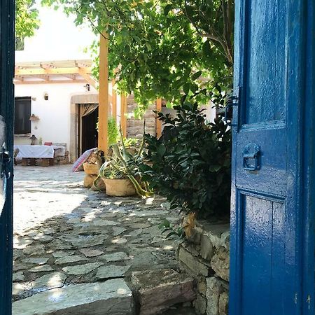 Mylopetra Traditional House Armakha エクステリア 写真