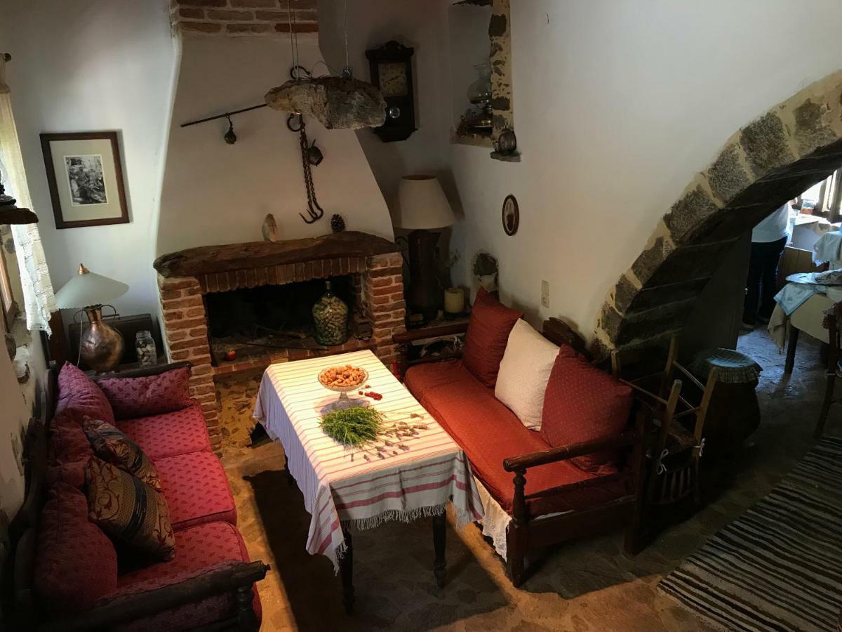 Mylopetra Traditional House Armakha エクステリア 写真