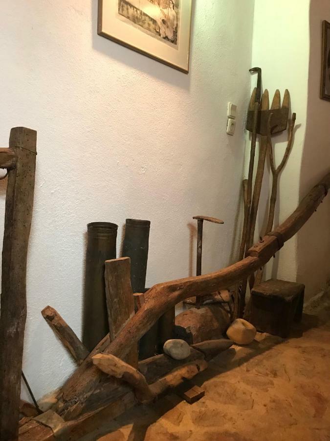 Mylopetra Traditional House Armakha エクステリア 写真